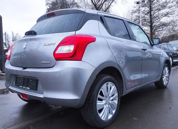 Suzuki Swift cena 25555 przebieg: 12906, rok produkcji 2020 z Ujście małe 106